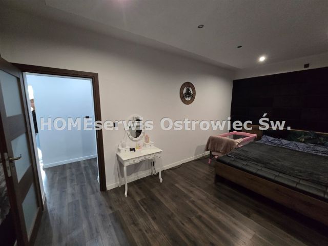 kamienica Ostrowiec Świętokrzyski Centrum, ul. Sławomira Czerwińskiego. Zdjęcie 9