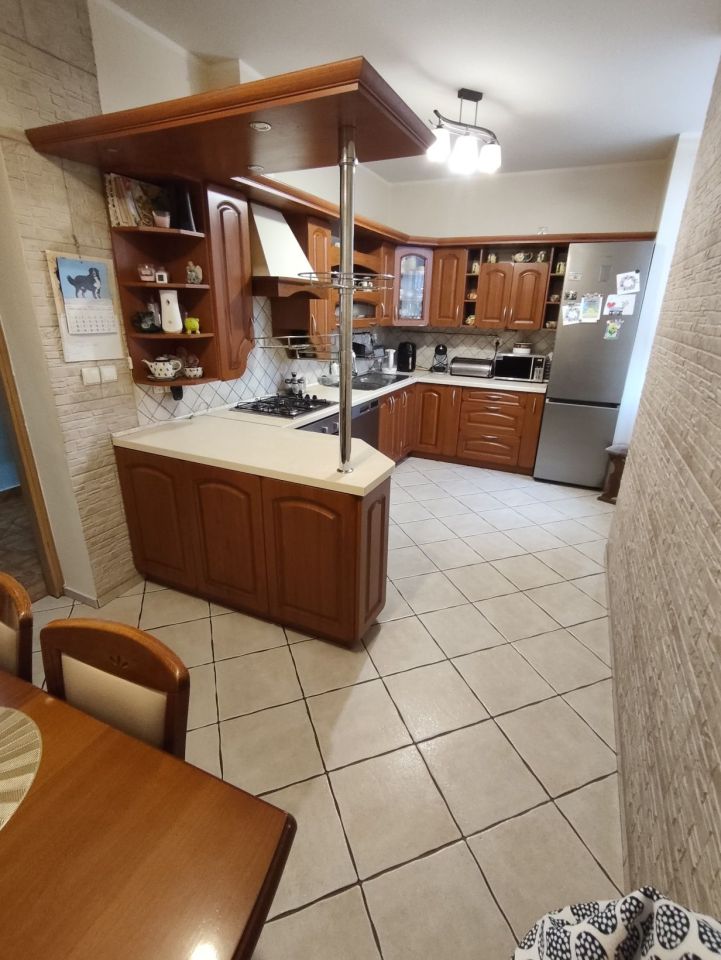 Mieszkanie 4-pokojowe Chełmek. Zdjęcie 5