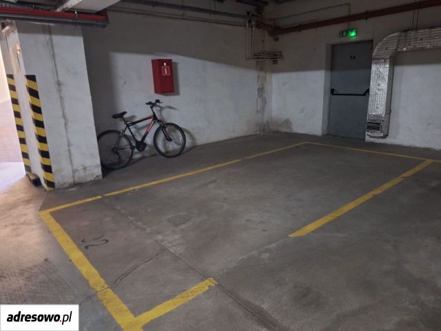 Garaż/miejsce parkingowe Wrocław Klecina, ul. Zabrodzka. Zdjęcie 1