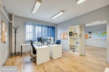 Lokal Katowice Ligota, ul. Piotrowicka. Zdjęcie 4