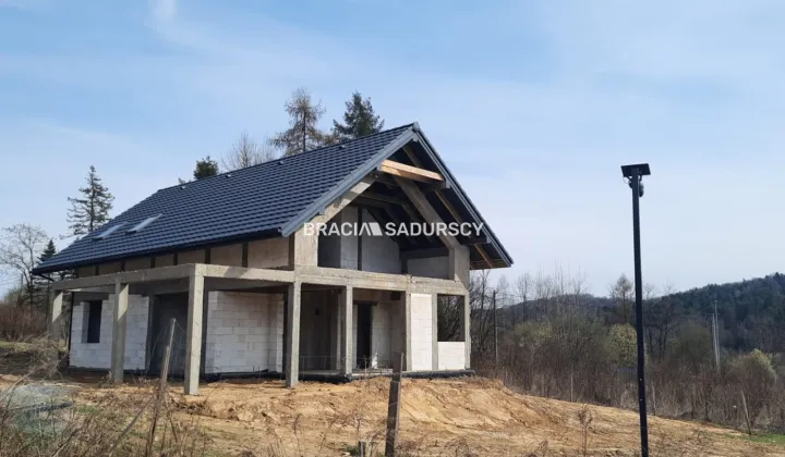 dom, 6 pokoi Głogoczów