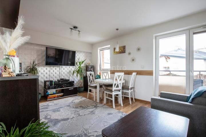 Mieszkanie 4-pokojowe Nowy Targ, os. Polana Szaflarska. Zdjęcie 2