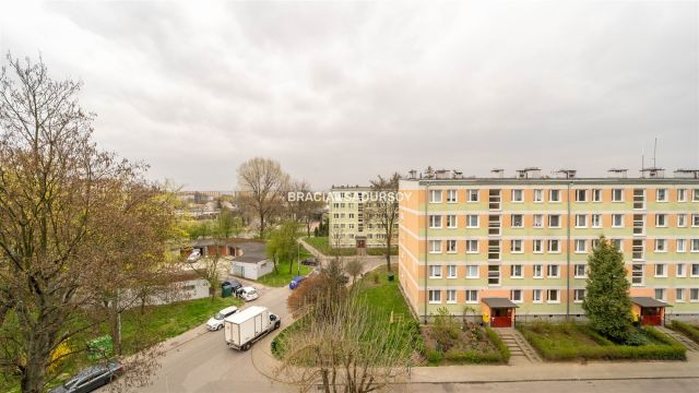 Mieszkanie 3-pokojowe Kraków Mistrzejowice, os. Tysiaclecia . Zdjęcie 9