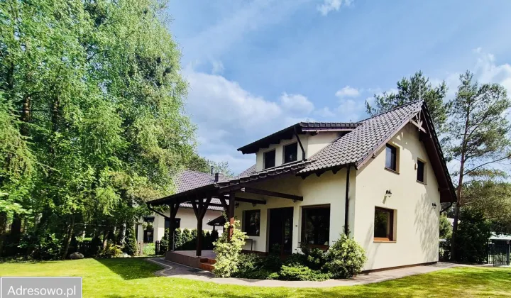 dom wolnostojący, 5 pokoi Biała