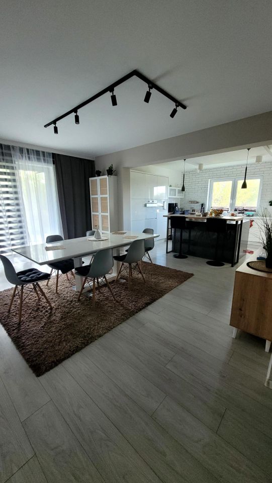 dom wolnostojący, 5 pokoi Smugi. Zdjęcie 17