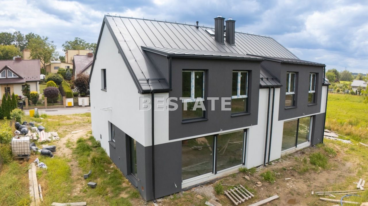 bliźniak, 5 pokoi Tarnowiec, ul. Nadbrzeżna. Zdjęcie 4