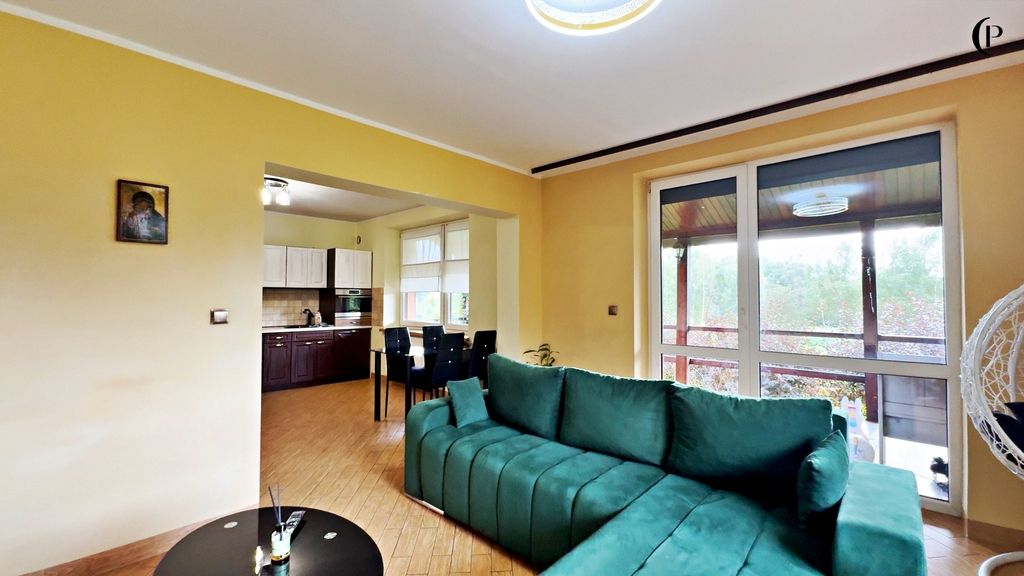 dom wolnostojący, 6 pokoi Rzozów