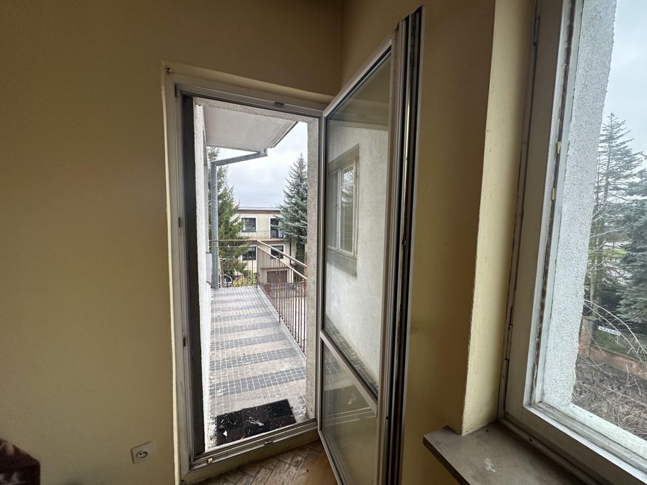 bliźniak, 5 pokoi Kielce KSM, ul. Zbigniewa Herberta. Zdjęcie 7