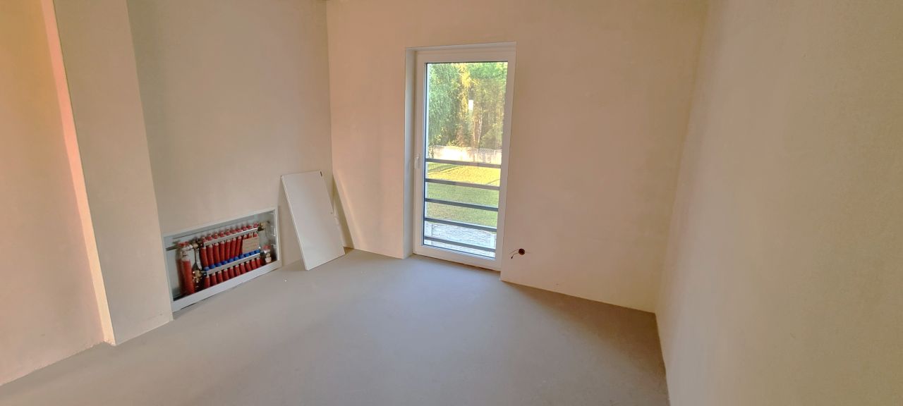 bliźniak, 5 pokoi Konstantynów Łódzki, ul. 1 Maja. Zdjęcie 13