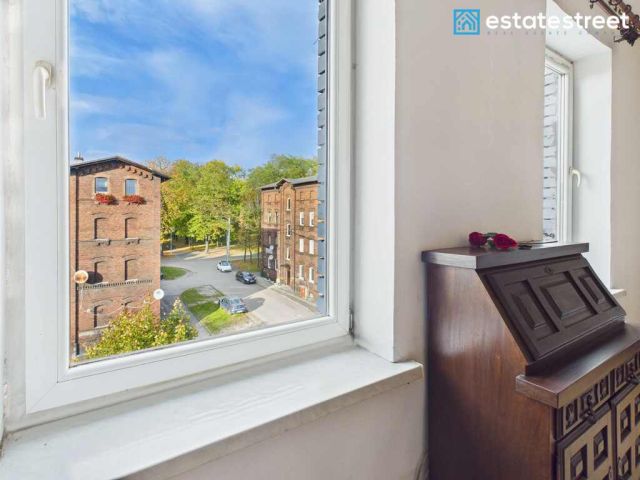 Mieszkanie 2-pokojowe Sosnowiec, ul. Mariana Maliny. Zdjęcie 1