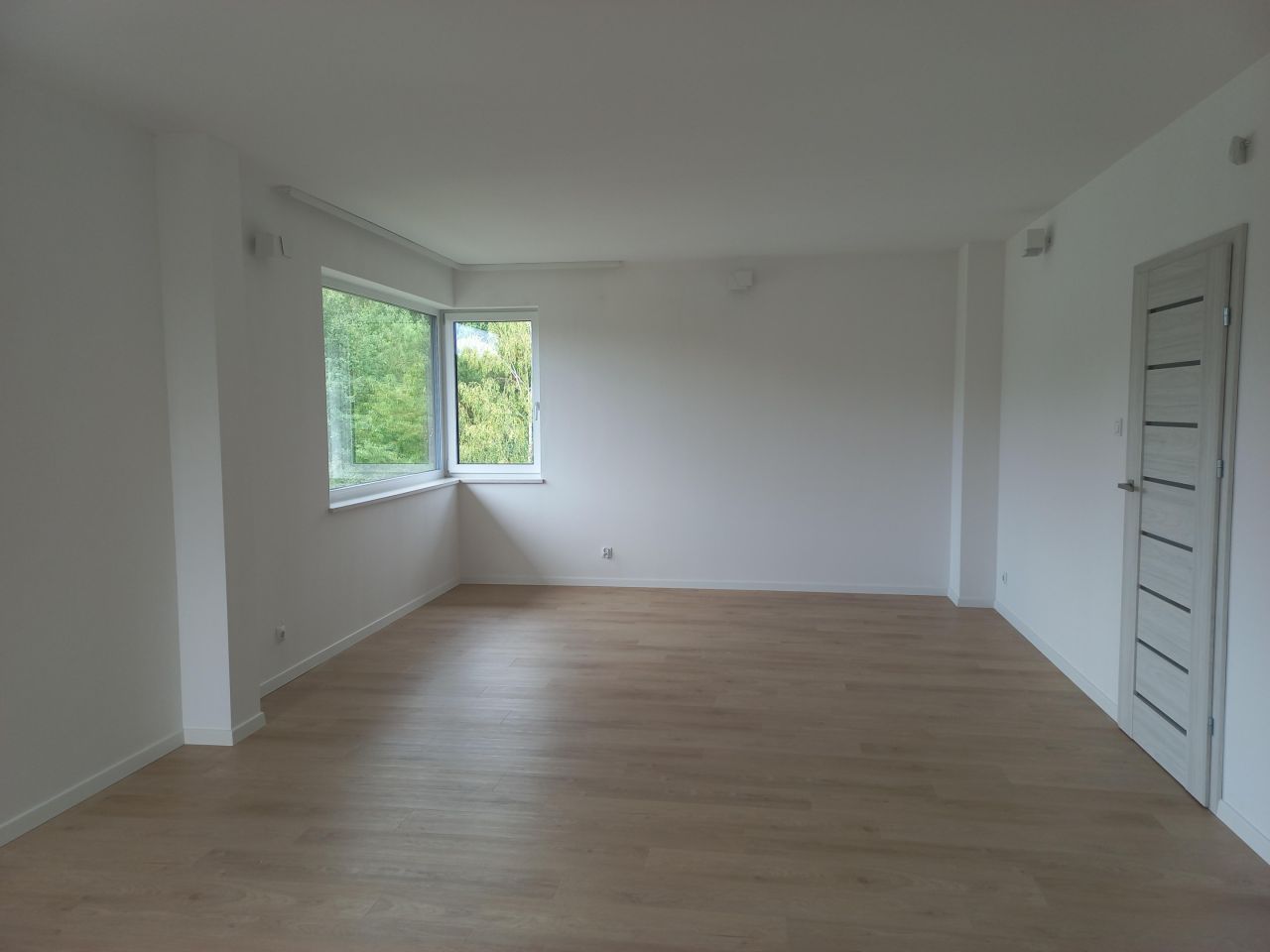 dom wolnostojący, 4 pokoje Rusiec. Zdjęcie 12