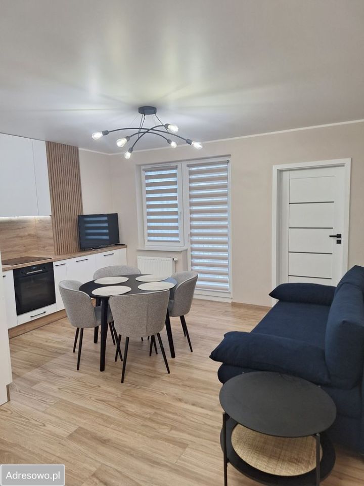 Mieszkanie 3-pokojowe Płock Stare Miasto, ul. Ostatnia. Zdjęcie 3