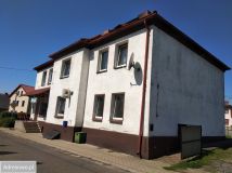 budynek wielorodzinny, 4 pokoje Ucieszków. Zdjęcie 1