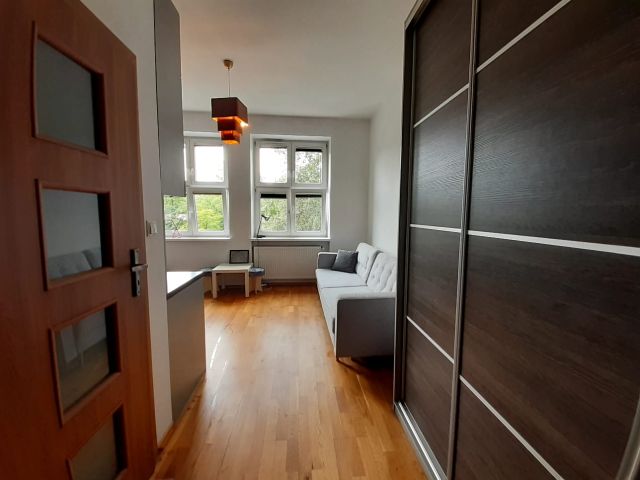 Mieszkanie 1-pokojowe Kraków Piasek, al. Adama Mickiewicza. Zdjęcie 8