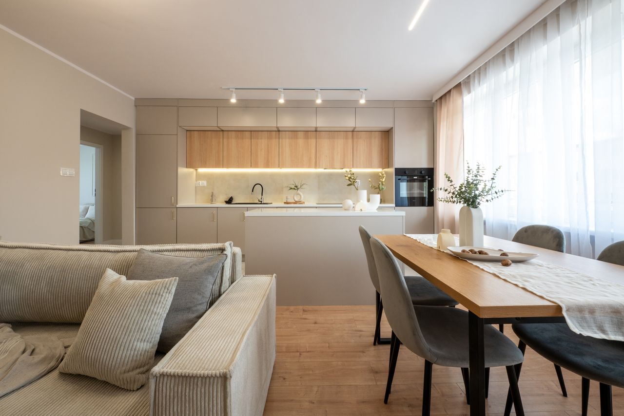 Mieszkanie 4-pokojowe Białystok Dziesięciny, ul. Palmowa. Zdjęcie 2