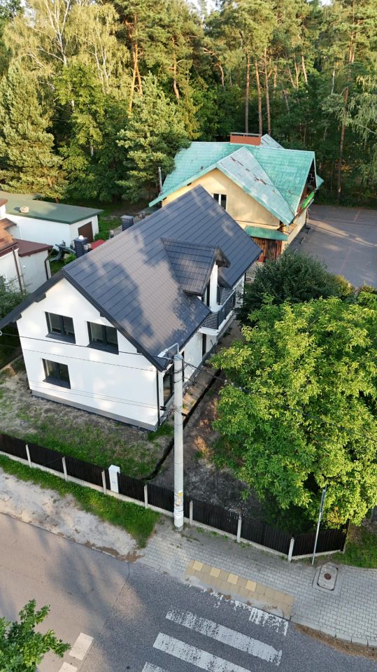 dom wolnostojący, 6 pokoi Międzyborów. Zdjęcie 13