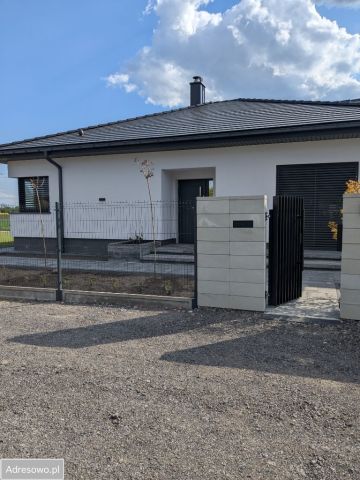 dom wolnostojący, 4 pokoje Kampinos A. Zdjęcie 1