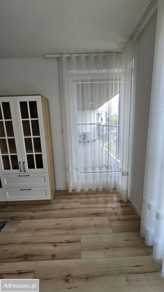 Mieszkanie 3-pokojowe Gliwice, ul. Karolinki. Zdjęcie 3