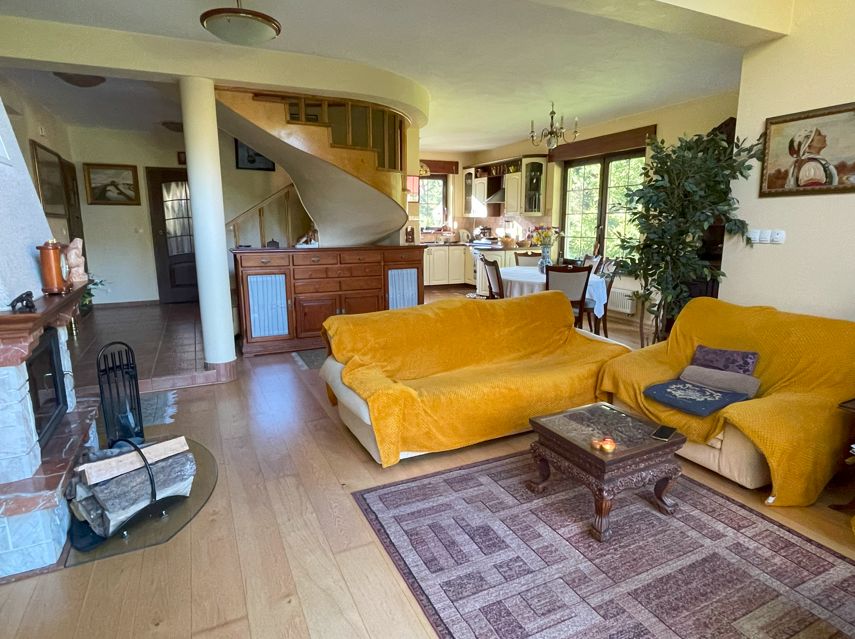 dom wolnostojący, 5 pokoi Puszcza. Zdjęcie 12