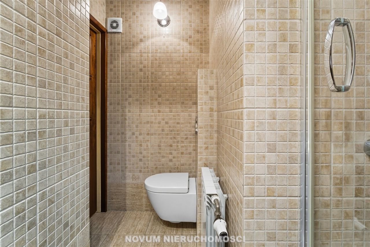 dom wolnostojący, 6 pokoi Tarnowskie Góry. Zdjęcie 18