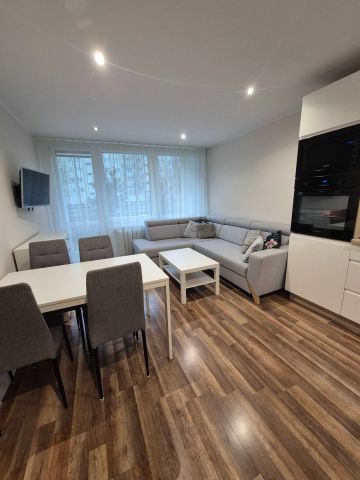 Mieszkanie 3-pokojowe Gliwice Kopernik. Zdjęcie 1