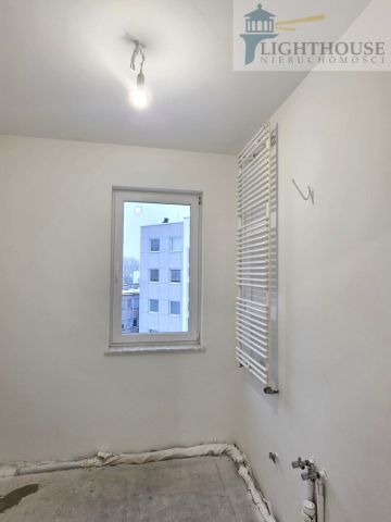 Mieszkanie 3-pokojowe Gdynia Obłuże, ul. kpt. Antoniego Ledóchowskiego. Zdjęcie 7