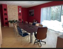 Hala/magazyn Mniszek. Zdjęcie 2