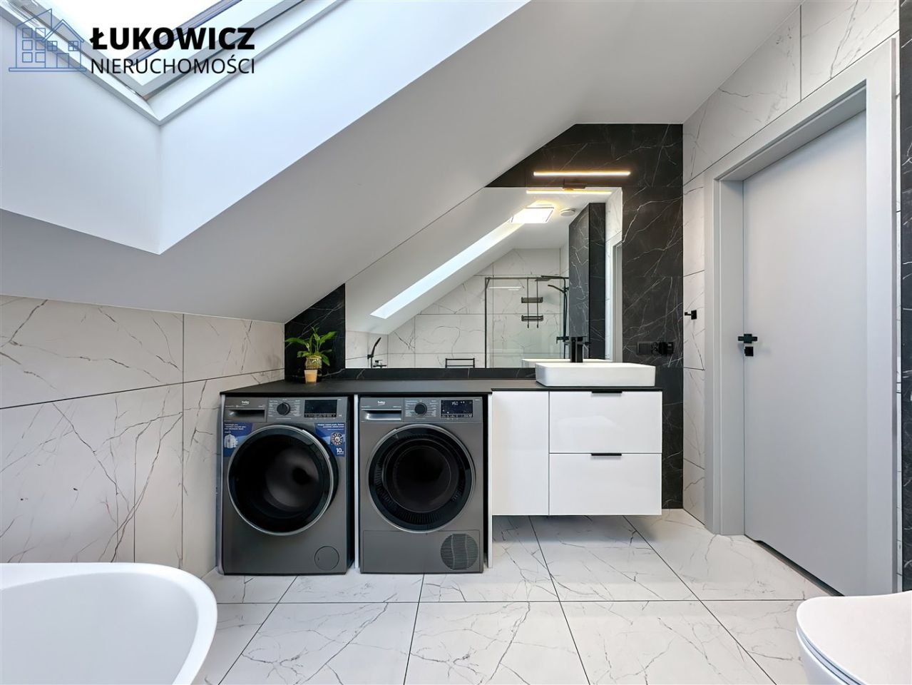 dom wolnostojący, 6 pokoi Bielowicko. Zdjęcie 13