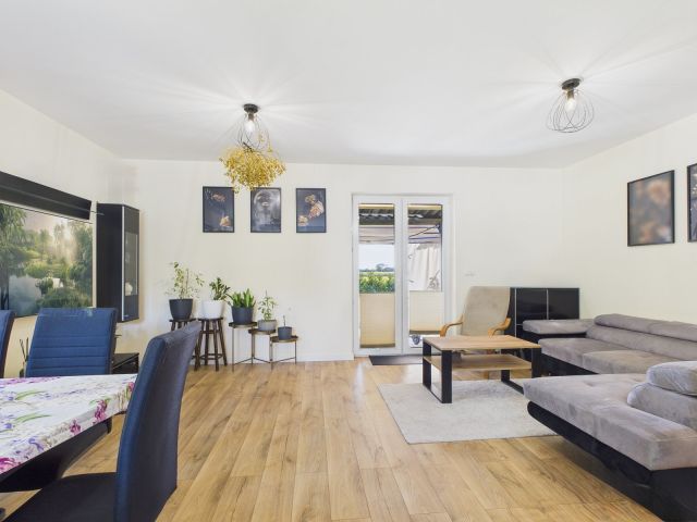 dom wolnostojący, 6 pokoi Młodzieszyn. Zdjęcie 2