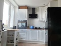 Mieszkanie 3-pokojowe Kielce, ul. Urzędnicza. Zdjęcie 1