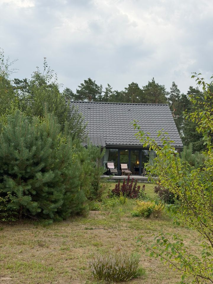 dom wolnostojący, 4 pokoje Grotów. Zdjęcie 15