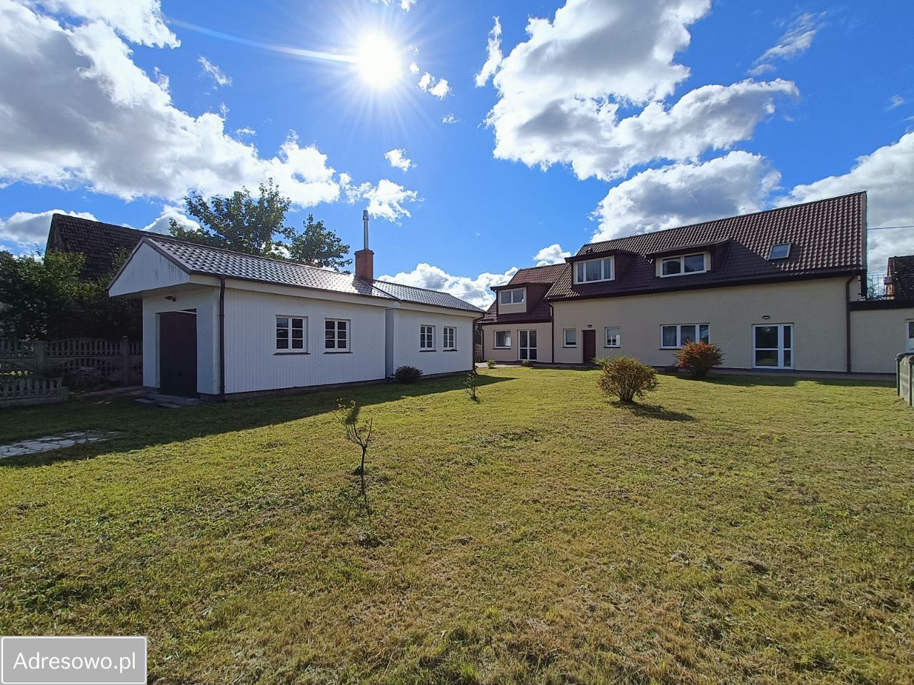 dom wolnostojący, 13 pokoi Brzezie. Zdjęcie 2