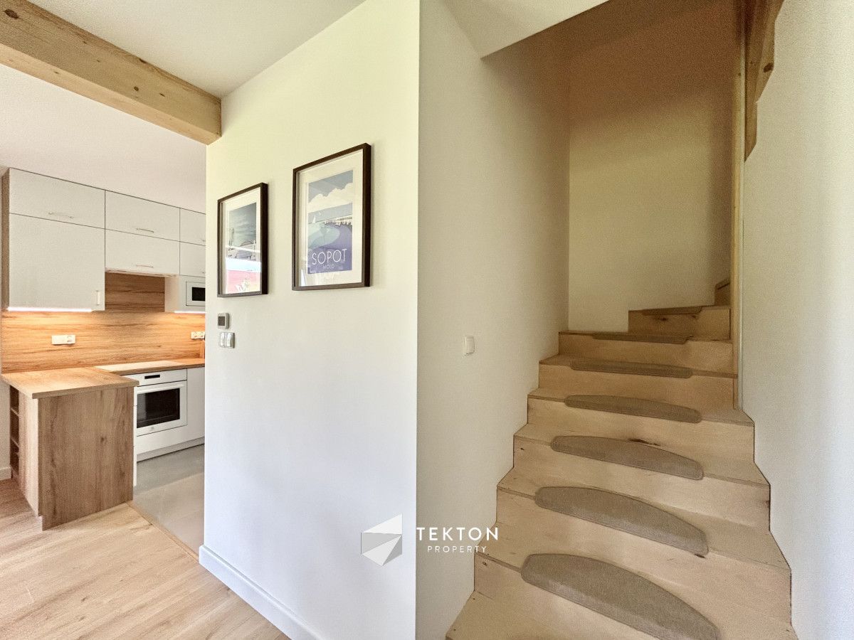 dom wolnostojący, 5 pokoi Winiec. Zdjęcie 31