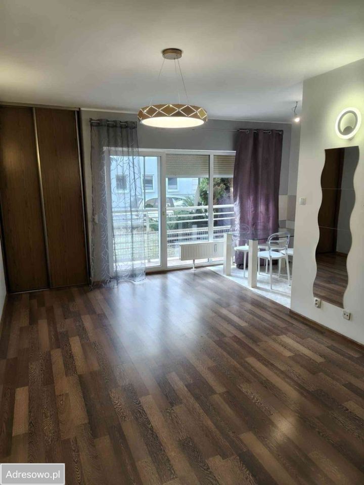 Mieszkanie 1-pokojowe Poznań Grunwald, ul. Sieradzka. Zdjęcie 1