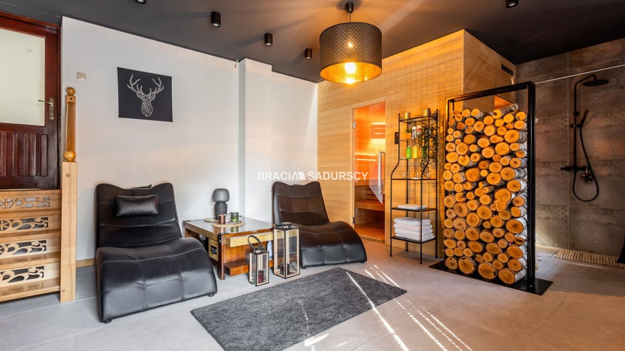 dom wolnostojący, 12 pokoi Myślenice, ul. gen. Józefa Wybickiego. Zdjęcie 10