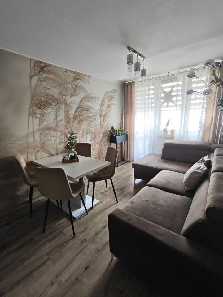 Mieszkanie 3-pokojowe Wodzisław Śląski, ul. kard. Stefana Wyszyńskiego. Zdjęcie 3