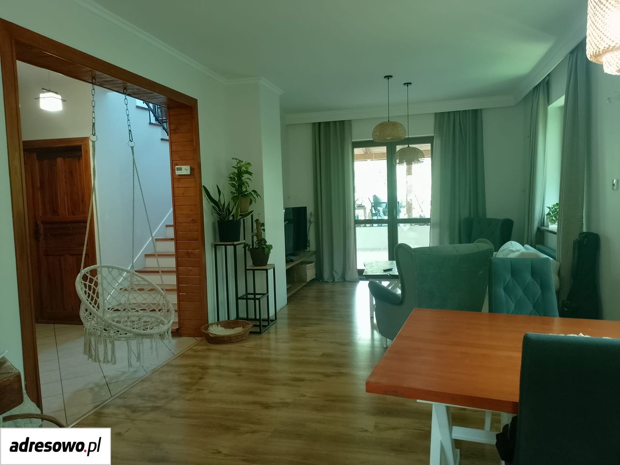 dom wolnostojący, 6 pokoi Karniowice. Zdjęcie 3