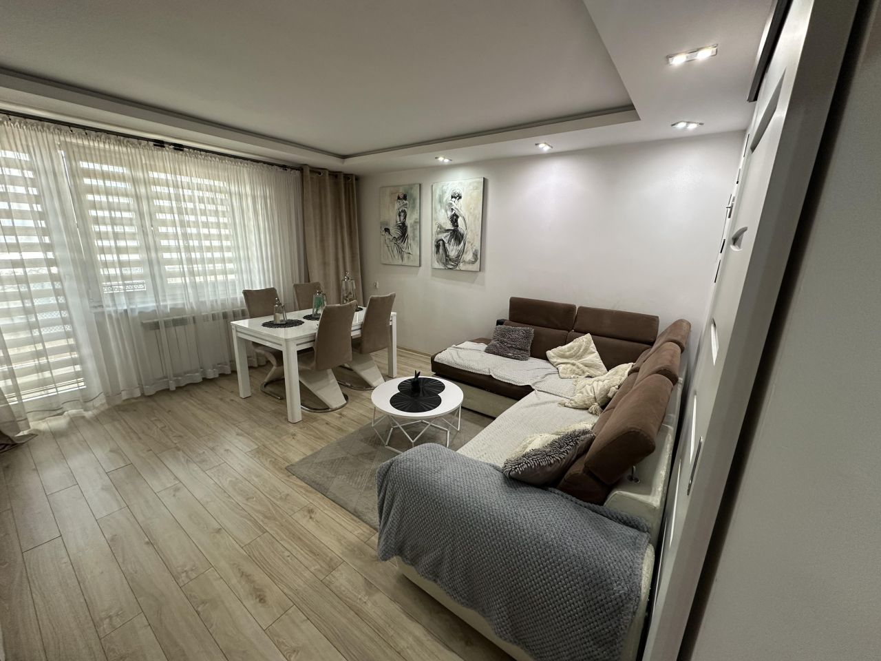 Mieszkanie 3-pokojowe Jędrzejów, ul. 11 Listopada. Zdjęcie 1