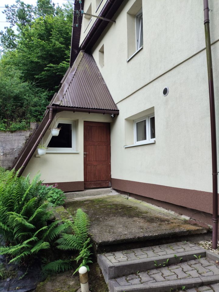 dom wolnostojący, 6 pokoi Lubień Jasiurówka, Brak. Zdjęcie 22