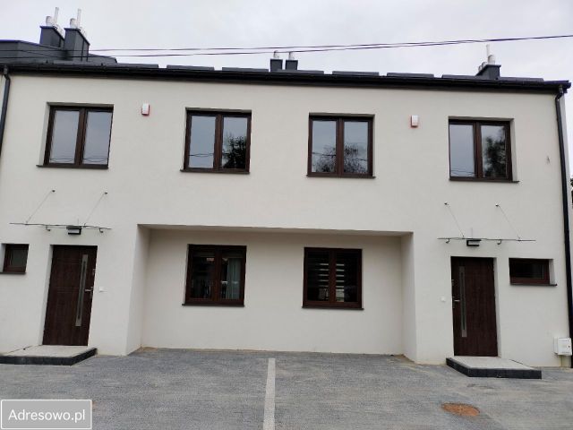 dom szeregowy, 5 pokoi Pruszków, ul. Trójkątna. Zdjęcie 1