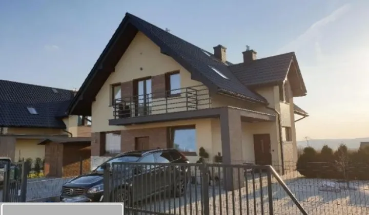 dom wolnostojący, 3 pokoje Modlnica, ul. Leśna