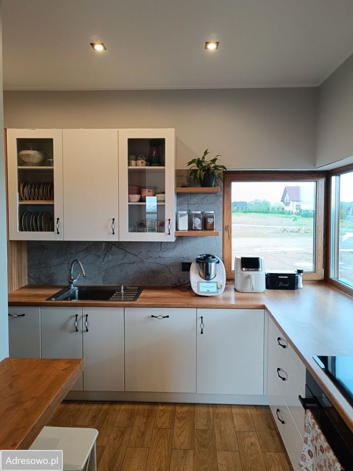 dom wolnostojący, 5 pokoi Trzemeszno. Zdjęcie 4