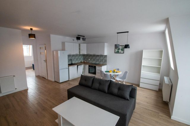 Mieszkanie 4-pokojowe Smolec, ul. Daktylowa. Zdjęcie 1