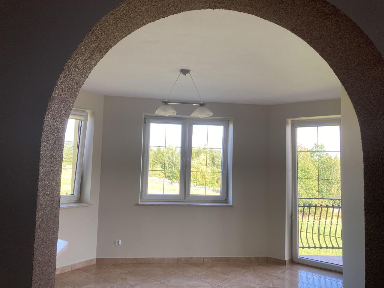 dom wolnostojący, 6 pokoi Kłodne Kamionka. Zdjęcie 14