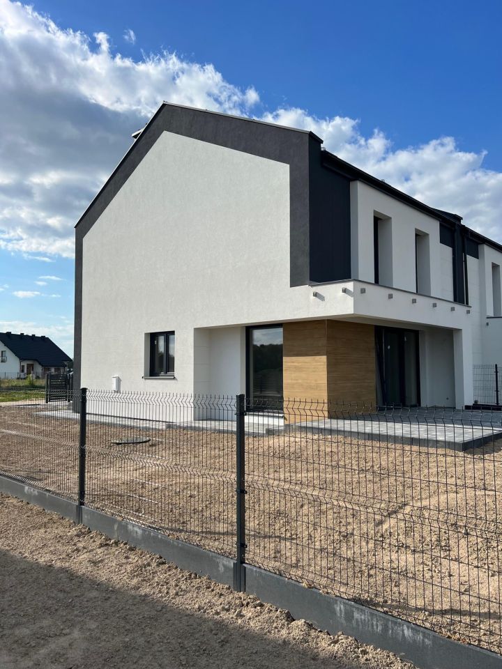 bliźniak, 4 pokoje Piotrków Trybunalski Raków, ul. Wincentego Witosa. Zdjęcie 4