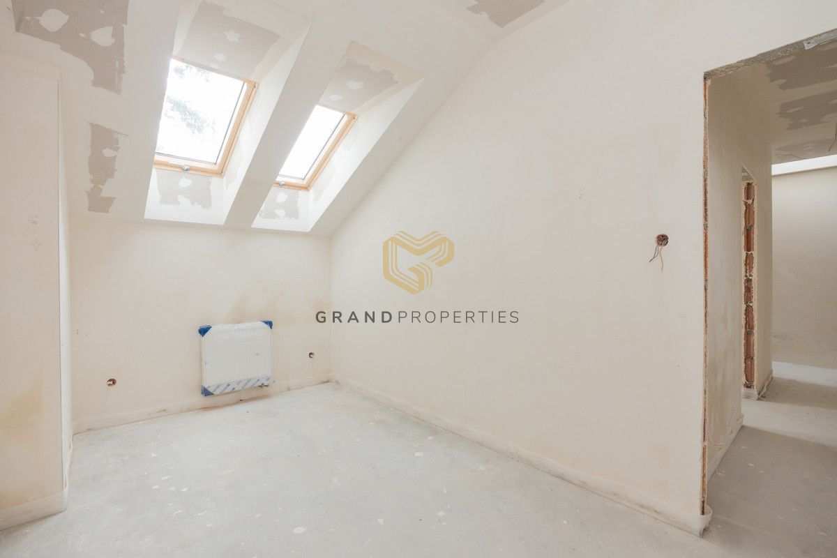 dom szeregowy, 5 pokoi Ząbki. Zdjęcie 9