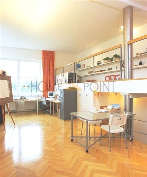 dom wolnostojący, 9 pokoi Konstancin-Jeziorna, ul. Willowa. Zdjęcie 4