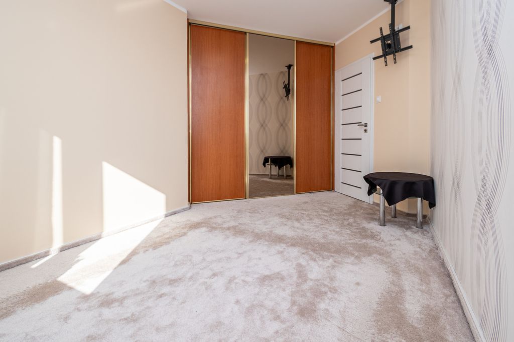 Mieszkanie 4-pokojowe Kalisz, ul. Korczak. Zdjęcie 2