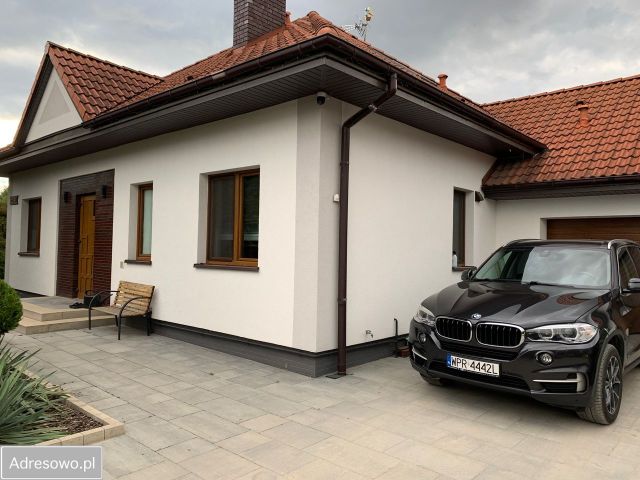 dom wolnostojący, 5 pokoi Brwinów. Zdjęcie 1