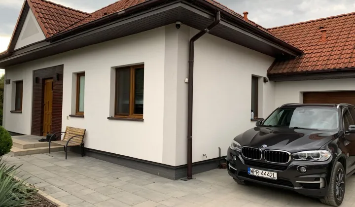 dom wolnostojący, 5 pokoi Brwinów, ul. Polna